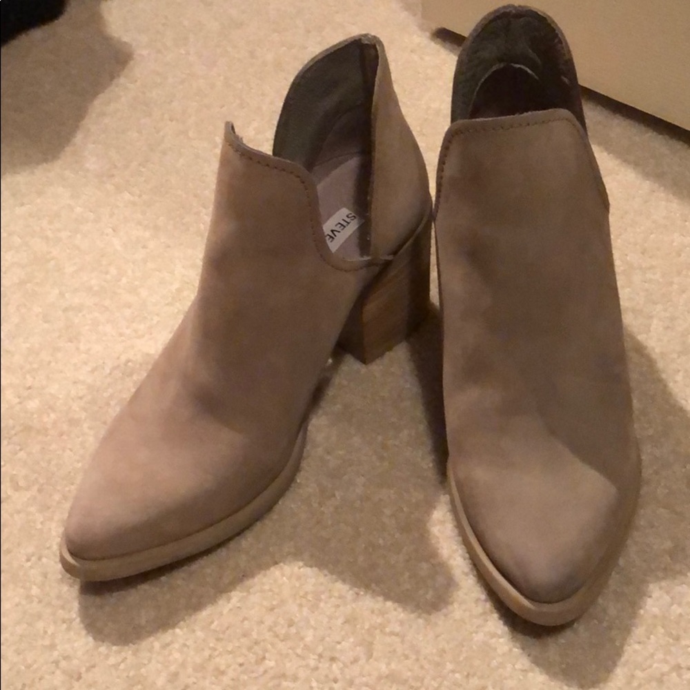 Steve Madden Postal bootie